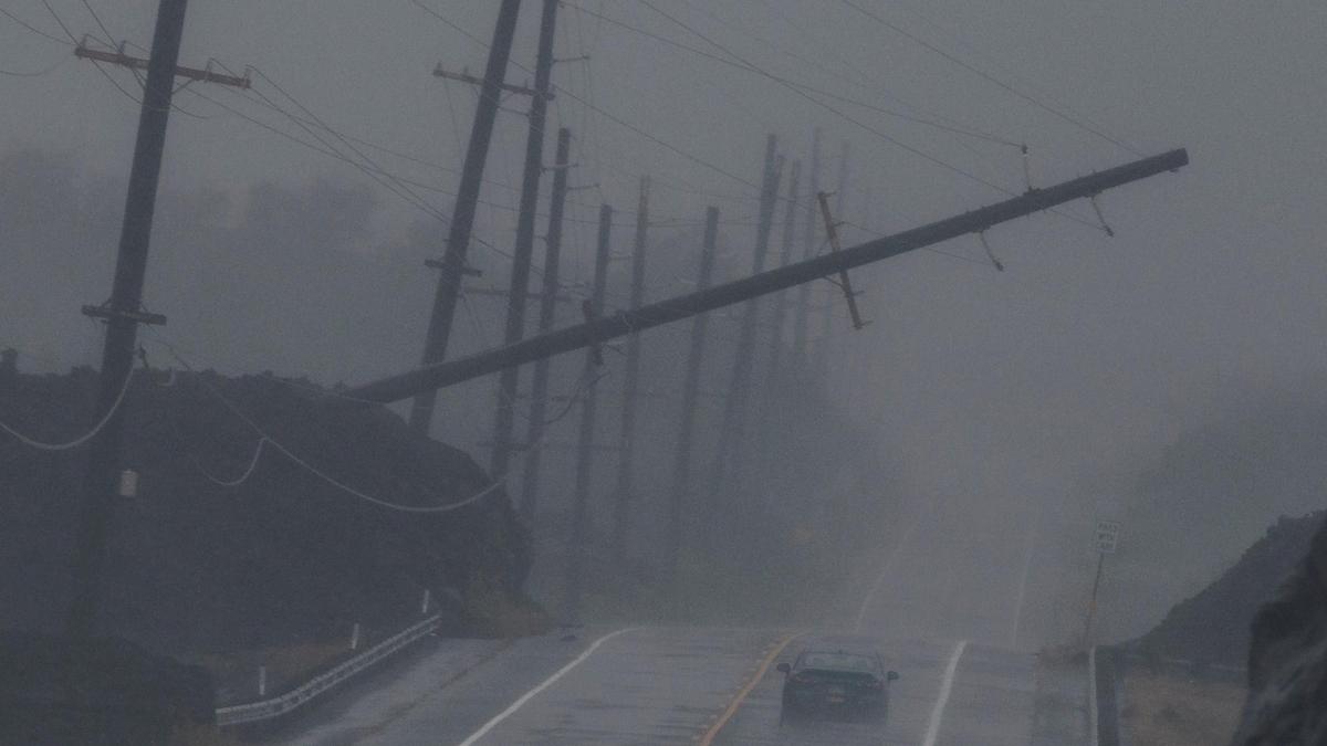 Tropical_Weather_Hawaii_87789